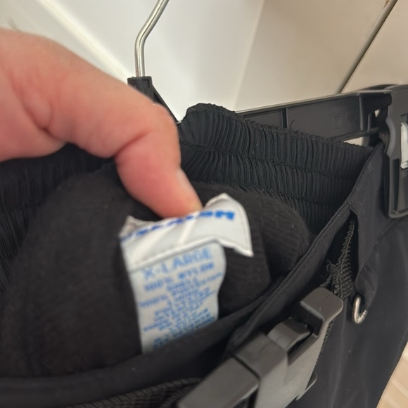 Salmon Black Women’s Snow Pants Size: XL - Picture 6 of 12